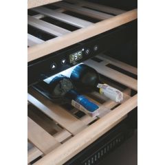 BERG BRGSW40L wine cooler Compressor wine cooler Undercounter Black 40 bottle(s)