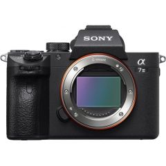 Sony Full-Frame Mirrorless camera ILCE-7M3B