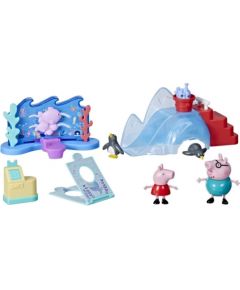 Hasbro Peppa Pig Peppa at the Sea Museum toy figure