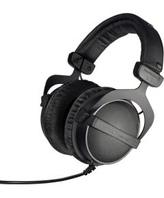 Beyerdynamic DT 770 Pro Black Limited Edition - closed studio headphones