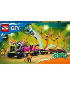 LEGO City Wyzwanie kaskaderskie — ciężarówka i ogniste obręcze (60357)