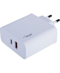 Akyga AK-CH-15 mobile device charger White Auto