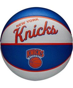 Wilson Team Retro New York Knicks Mini Ball WTB3200XBNYK (3)