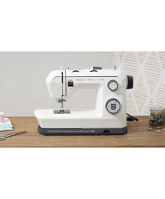 Husqvarna Onyx 25 sewing machine