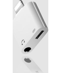 Adapter ADP15 from Lightning to Lightning + 3,5mm white