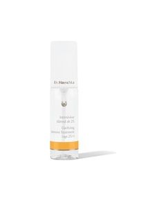 Dr. Hauschka Clarifying Intensive Treatment 02 Age 25 + - Intensive skin treatment 40ml