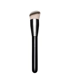 MAC Synthetic Rounded Slant Brush 170