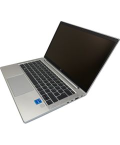 HP RENEW Grade A EliteBook 830 G8 13.3 " i5-1135G7 8 GB SSD 256 GB Intel Iris Xe Graphics Windows 11 Pro Keyboard language Nordic 12 month(s)