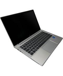 HP RENEW Grade B EliteBook 830 G8 13.3 " i5-1135G7 8 GB SSD 256 GB Intel Iris Xe Graphics Windows 11 Pro Keyboard language Nordic 12 month(s)