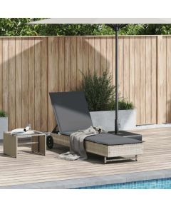 vidaXL Leżak na kółkach, z poduszką, jasnoszary, polirattan Шезлонги и пляжные стулья