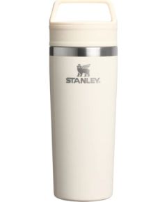 Stanley Дорожная кружка Café-To-Go объемом 0,47 л, глянцевого кремового цвета. Столовые приборы