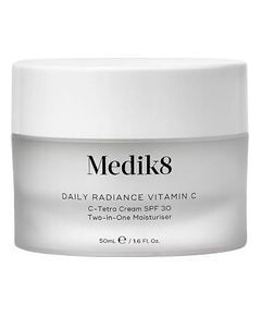 Medik8 Daily Radiance Vitamin C Moisturizing Cream SPF 30 - Hydratační krém 2v1 50ml Косметика для тела