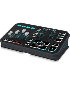 TC Helicon GO XLR - mixer and sampler for streaming DJ tehnika
