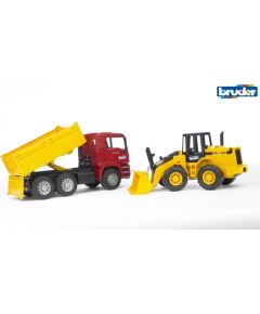 BRUDER construction truck with articulated road loader, 02752