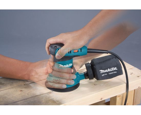 Makita BO5031K 125mm Random Orbit Sander with Case