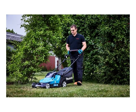 Makita DLM432PT2  2X18V, 43cm, 2X5,0Ah Li-ion DC18RD, 3 in 1 (Pļaušana/savākšana/sasmalcināšana) Akumulatora mauriņa pļaujmašīna