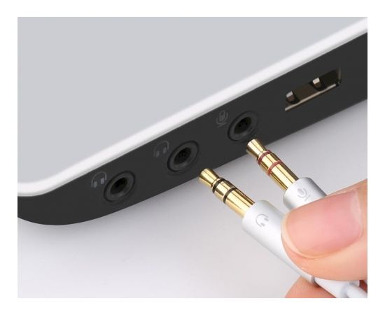 Разветвитель Ugreen 2 x 3.5 mm (гарнитуры и микрофон) -> 3.5мм 10 см