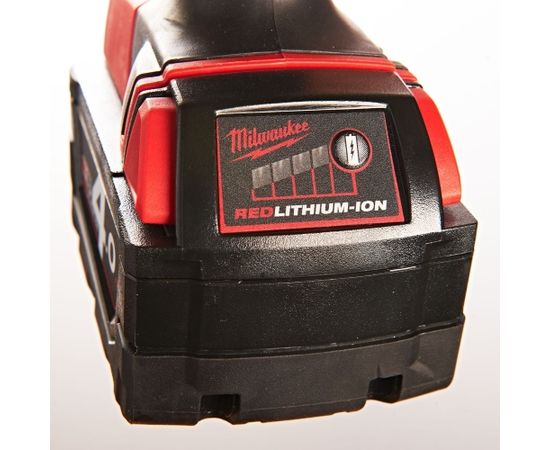 Milwaukee C18 HZ-402B Zobenzāģis Zāģi un zobenzāģi