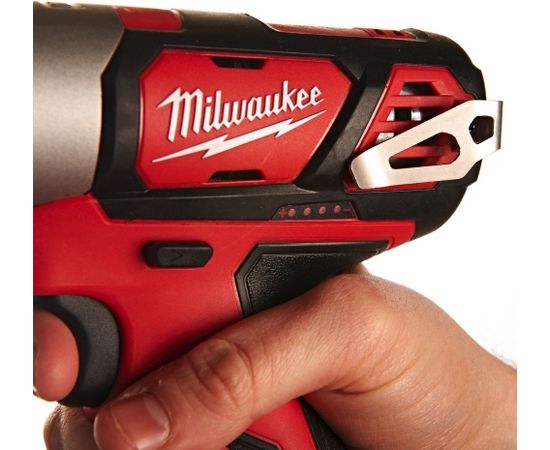 Milwaukee M12 BIW38-0 Uzgriežņu atslēga