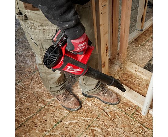 Milwaukee M12 BBL-0 Lapu pūtējs (bez akumulatora un lādētāja) Lapu pūtēji 