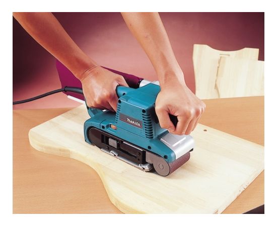 Lentas slīpmašīna1010 W, 76 x 533 mm, reg.ātrums, 4,3 kg 9903 Makita