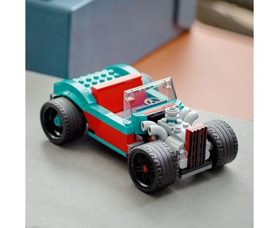 LEGO Creator Ielu sacīkšu auto (31127)