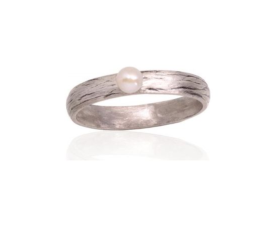 Серебряное кольцо #2101738(Matt+POx-MattBk)_PE, Серебро	925°, оксид (покрытие), Жемчуг , Размер: 16.5, 2.4 гр.