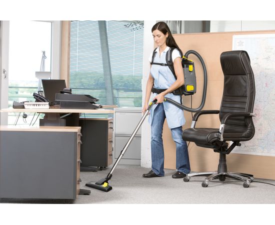 Karcher BV 5/1 Sausās tīrīšanas putekļu sūcējs