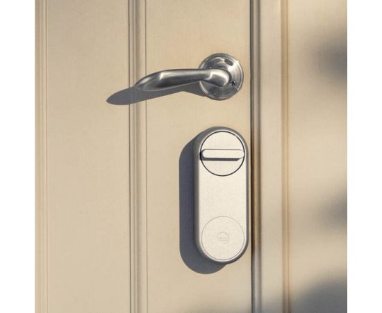 Yale Linus Smart door lock