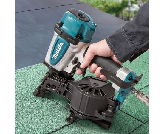 AN454 Pneimo naglotājs Makita