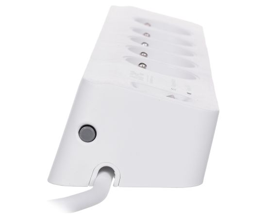 APC PM5-FR surge protector White 5 AC outlet(s) 230 V 1.83 m