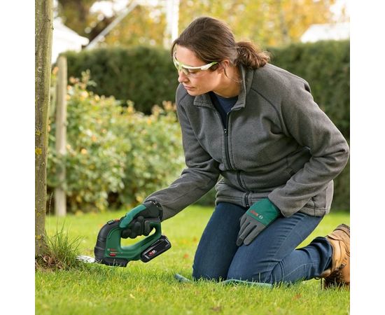 Bosch AdvancedShear 18 solo Akumulatora zāles un krūmu šķēres 18V (bez akumulatora un lādētāja)