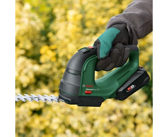 Bosch AdvancedShear 18 solo Akumulatora zāles un krūmu šķēres 18V (bez akumulatora un lādētāja)