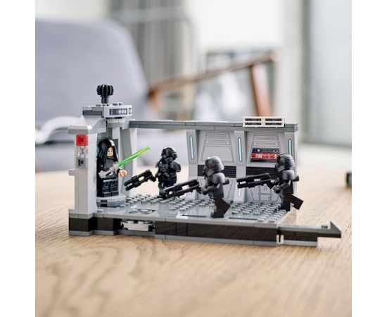 LEGO Star Wars Dark Trooper uzbrukums (75324) Lego Star Wars