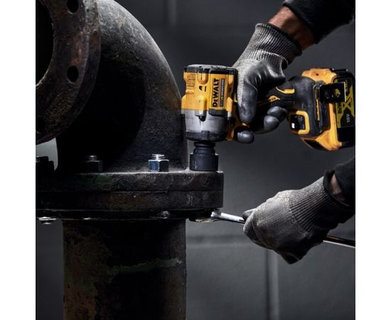 DEWALT  DCF921P2T-QW  Akumulatora uzgriežņu atslēga 18V (2x5.0Ah)
