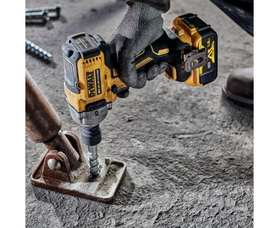 DEWALT DCF891P2T-QW Akumulatora uzgriežņu atslēga 18V (2x5.0Ah)