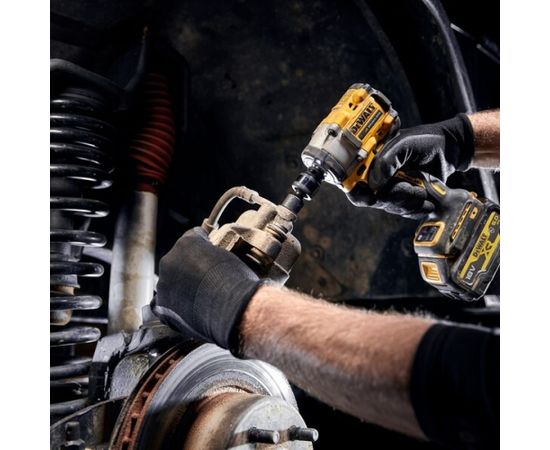 DEWALT DCF921P2G-QW  Akumulatora uzgriežņu atslēga 18V (2x5.0Ah)