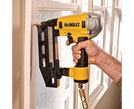 DeWalt DPN1664PP-XJ  Apdares naglotājs 25-64mm