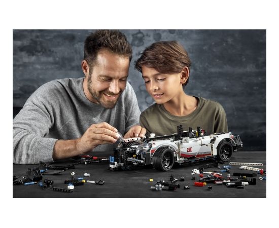 LEGO Technic Porsche 911 RSR 42096