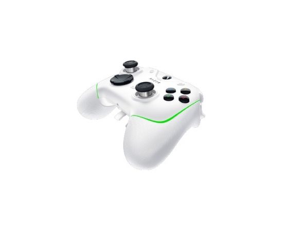 Razer Wolverine V2 Chroma For Xbox Series X/S, Wired Gaming controller, White