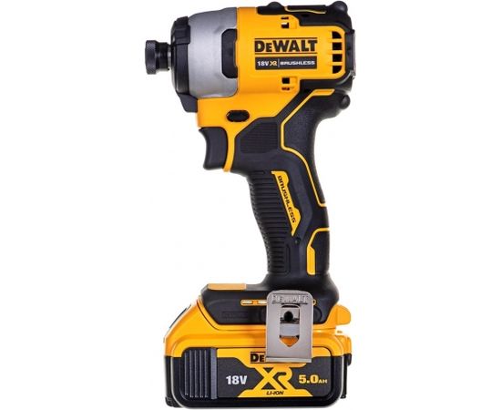 DEWALT Instrumentu komplekts 18V (2x5.0Ah) DCK2061P2T-QW Triecienurbjmašīnas, skrūvgrieži