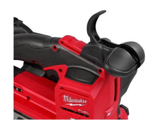 Milwaukee M18 FBTS75-0 Akumulatora lentes slīpmašīna 18V (bez akumulatora un lādētāja)