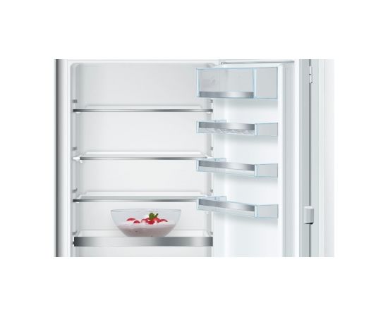 Bosch Serie 6 KIS86AFE0 fridge-freezer Built-in 266 L E