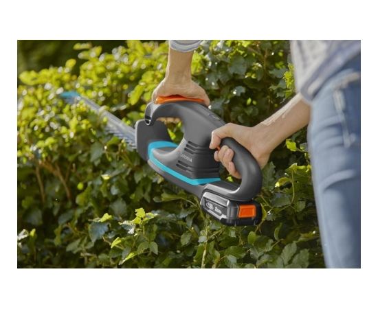 Gardena Dzīvžoga šķēres EasyCut 40/18V P4A asmeņu garums 40 cm