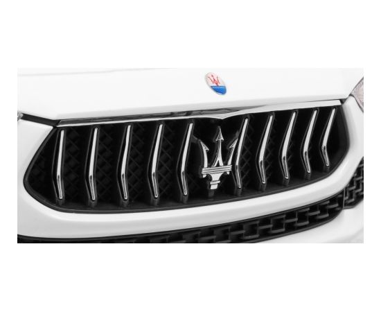 Maserati Ghibli vienvietīgs elektromobilis, balts