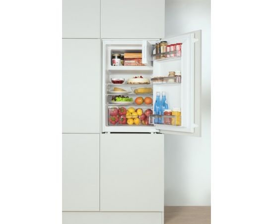 Amica BM132.3 fridge-freezer Built-in White Ledusskapji, iebūvējami