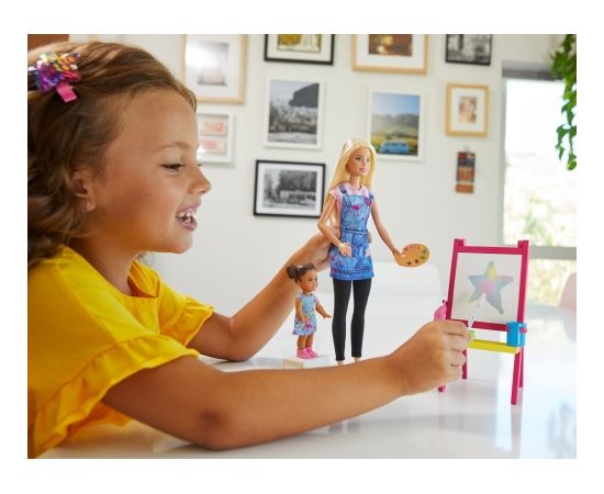 Mattel Barbie Art Teacher Doll Lelles