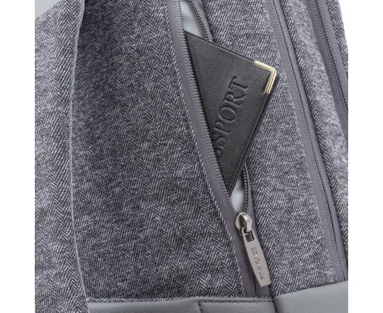 Rivacase 7960 notebook case 39.6 cm (15.6") Backpack case Grey