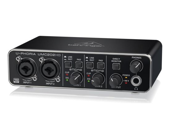 Behringer UMC202HD recording audio interface