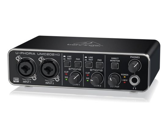 Behringer UMC202HD recording audio interface